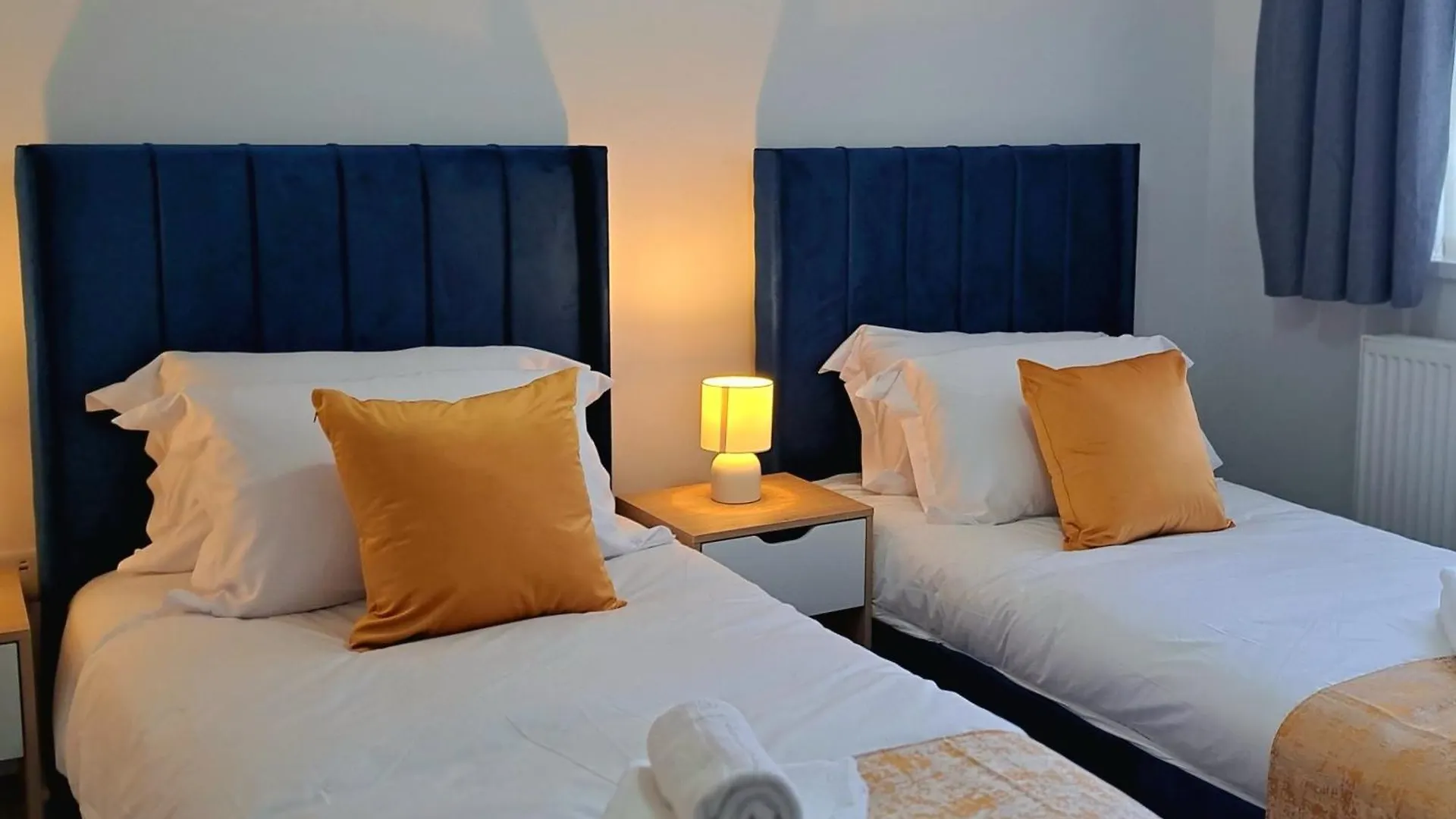 Holiday home Cozy, Charming 3-Bedroom Home In Chester- Free Parking- Sleeps Up To 6 United Kingdom