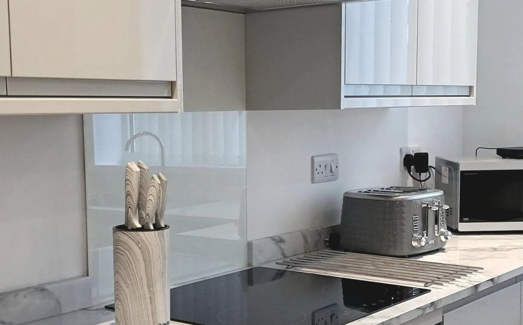 Cozy, Charming 3-Bedroom Home In Chester- Free Parking- Sleeps Up To 6 Holiday home Chester