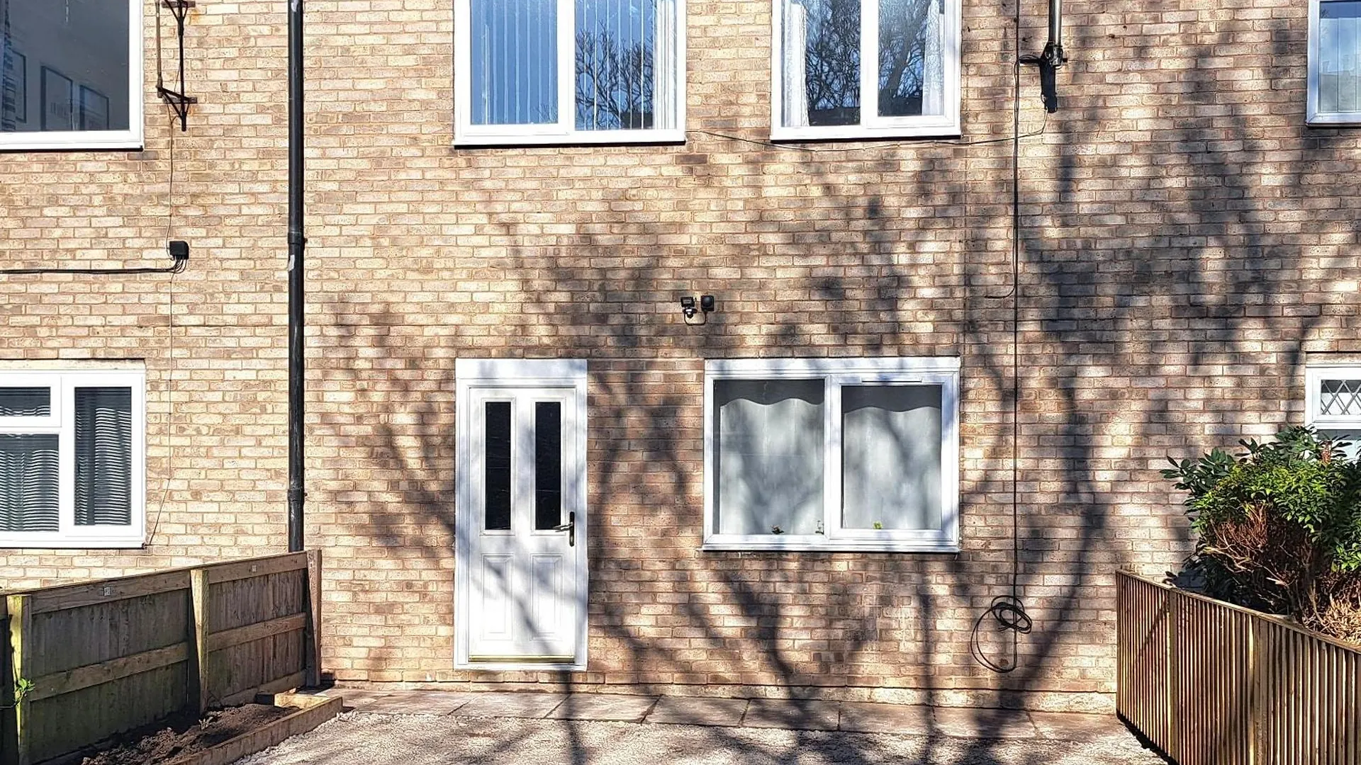 Cozy, Charming 3-Bedroom Home In Chester- Free Parking- Sleeps Up To 6 location